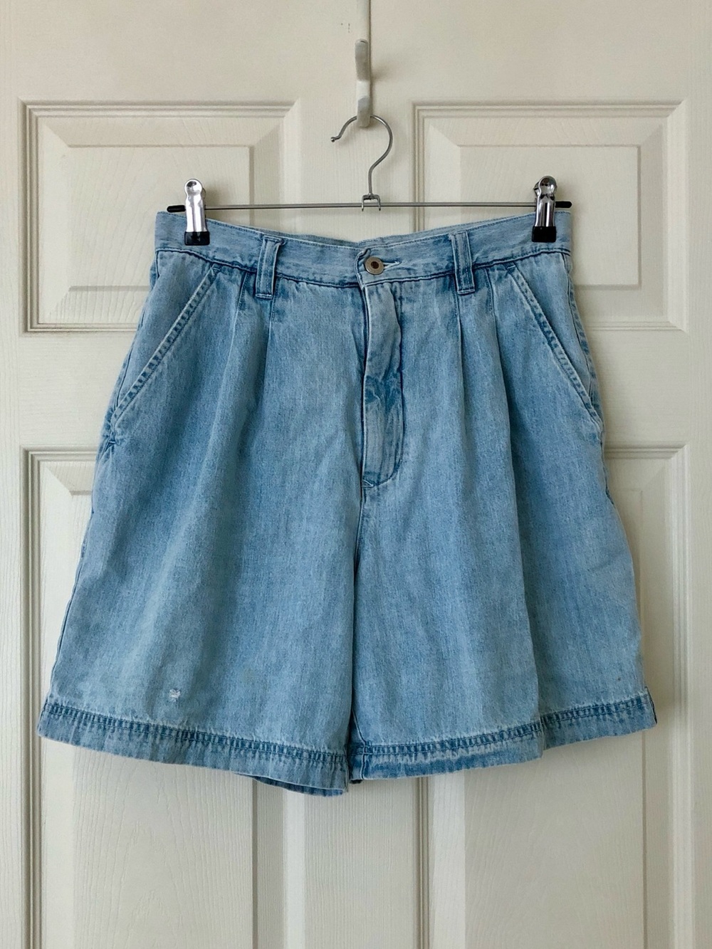 The Limited Vintage High Rise Jean Shorts Size 10 (See Description re Size)